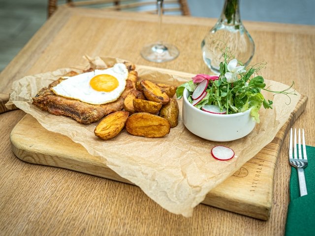 MAIN DISHES