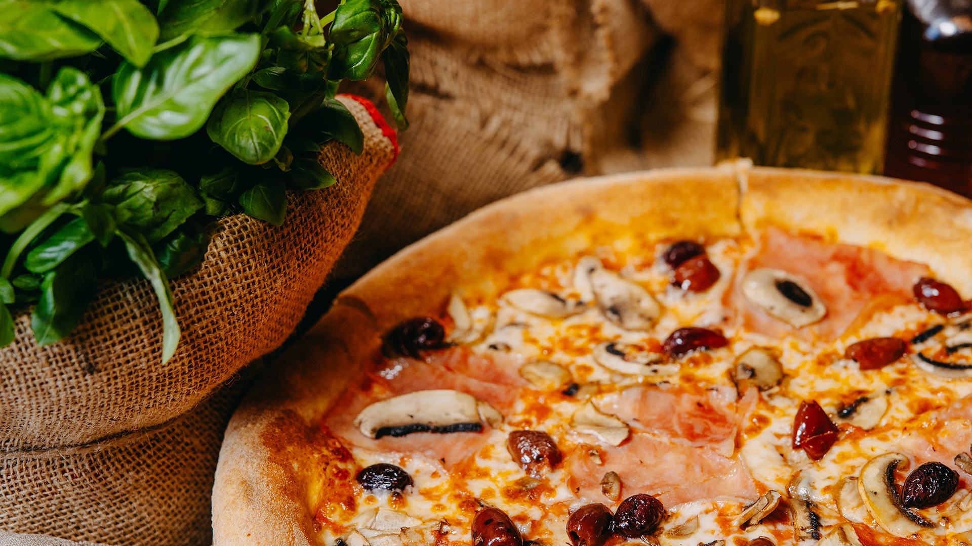 PIZZA 