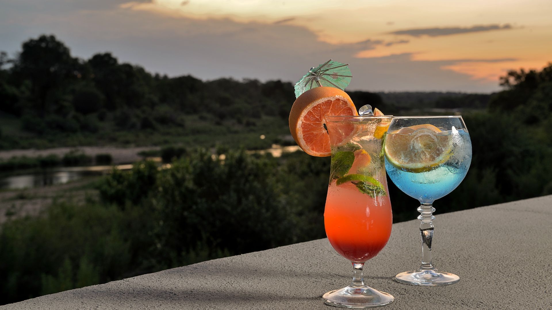 COCKTAILS