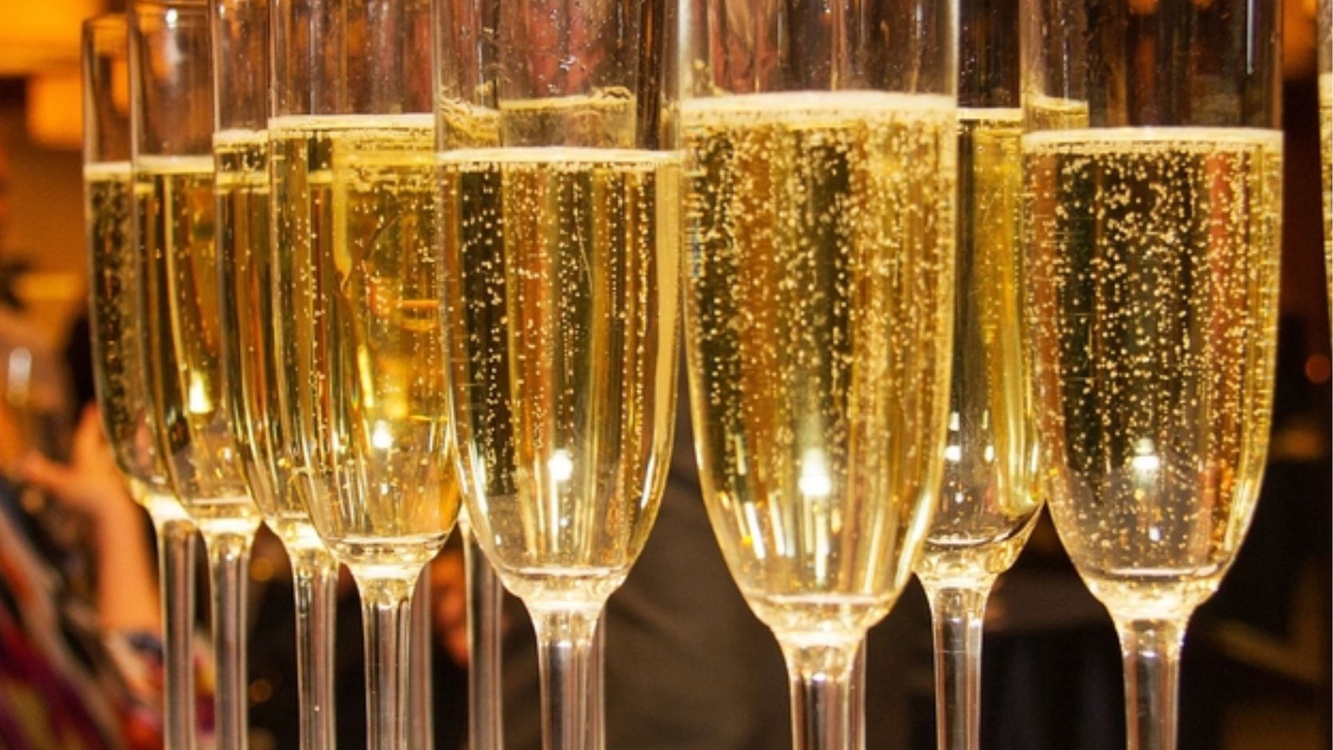 CHAMPAGNE