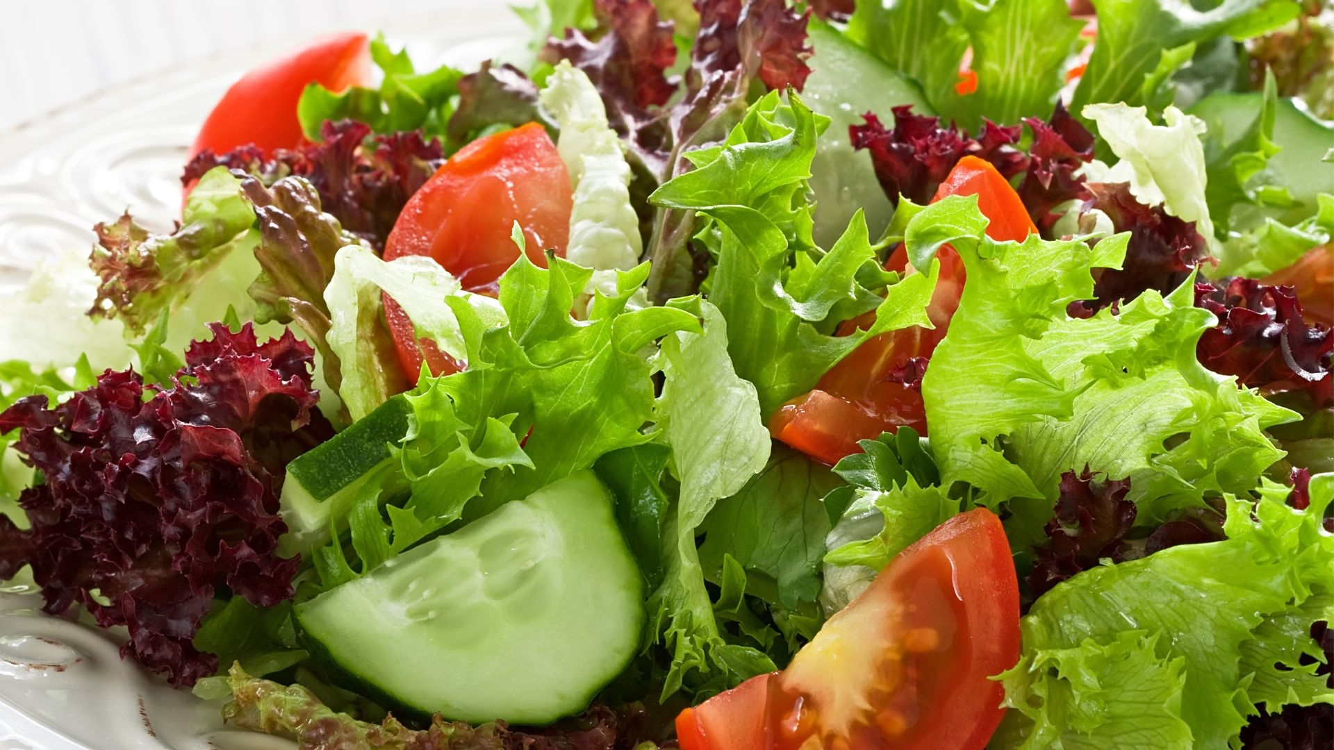 SALADS AND COLD STARTERS
