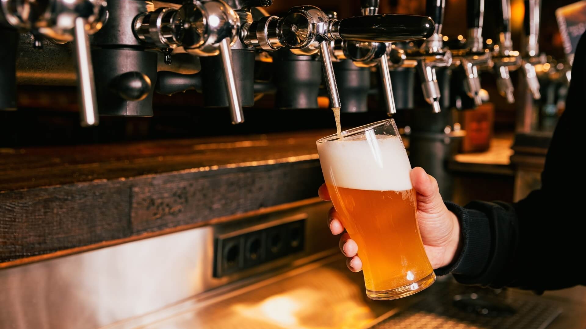 PIWA LANE / tap beer 