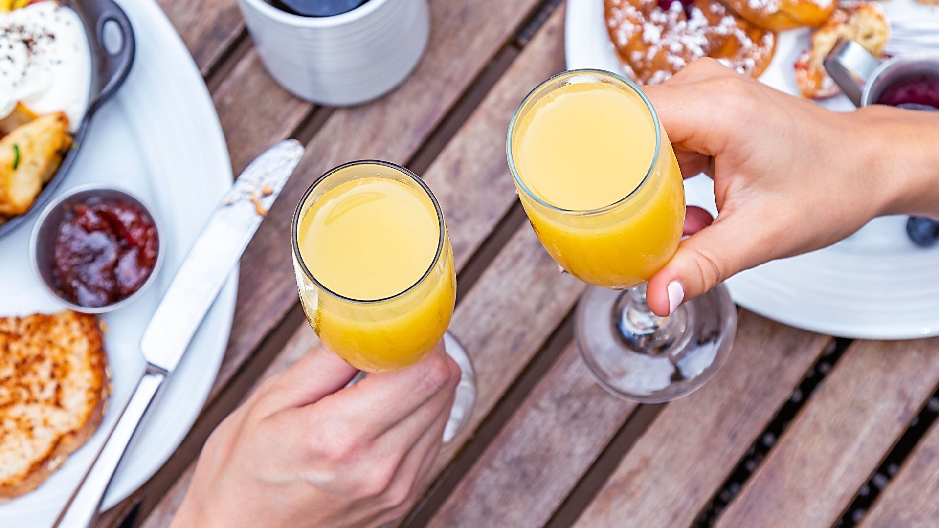 MIMOSAS AND SPRITSERS