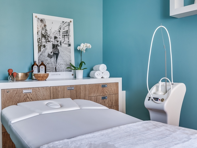Facial treatments – rejuvenation and contouring